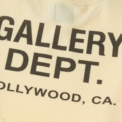 Sudadera con capucha clásica de estudio