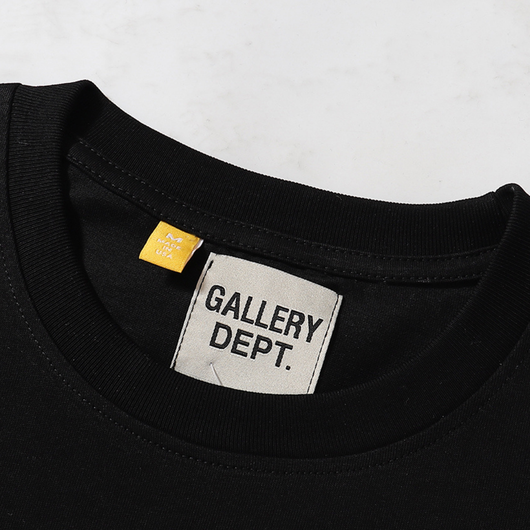 Camiseta gráfica de estudio