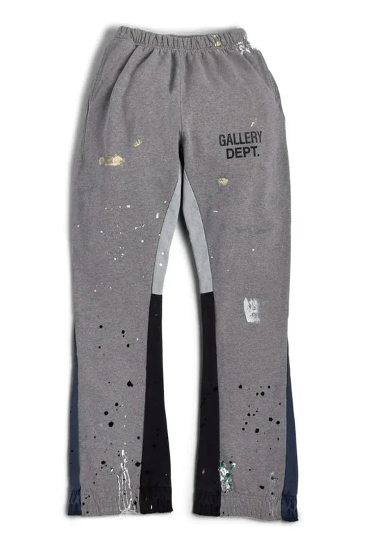 Pantalones deportivos acampanados