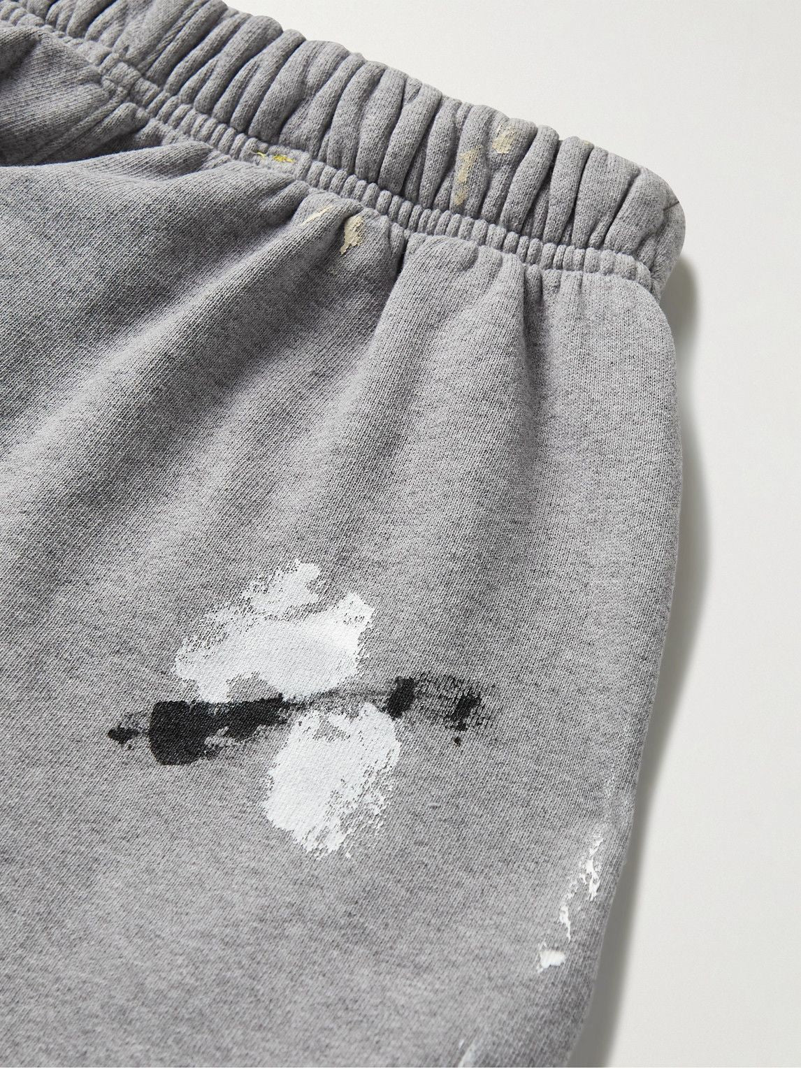 Pantalones deportivos acampanados